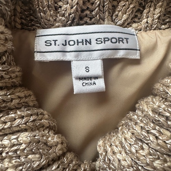 ST JOHN SPORT Gold Quilted Vest Ribbed Knit Detail Women Small NWOT - Picture 11 of 12